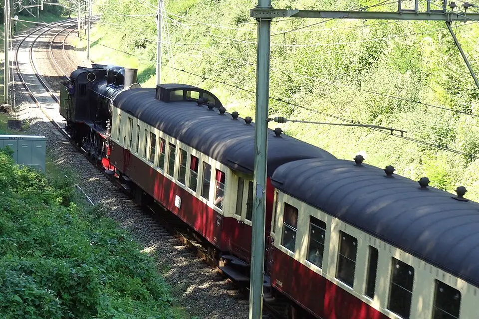 Stoomtrein van de Miljoenenlijn tussen Heerlen en Simpelveld