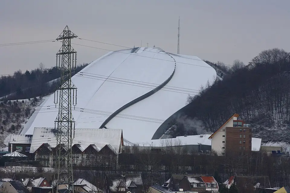 De skihal van SnowWorld in Landgraaf